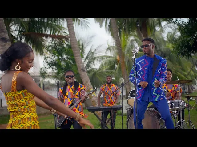 Chike – Hard To Find Ft. Flavour (Video)